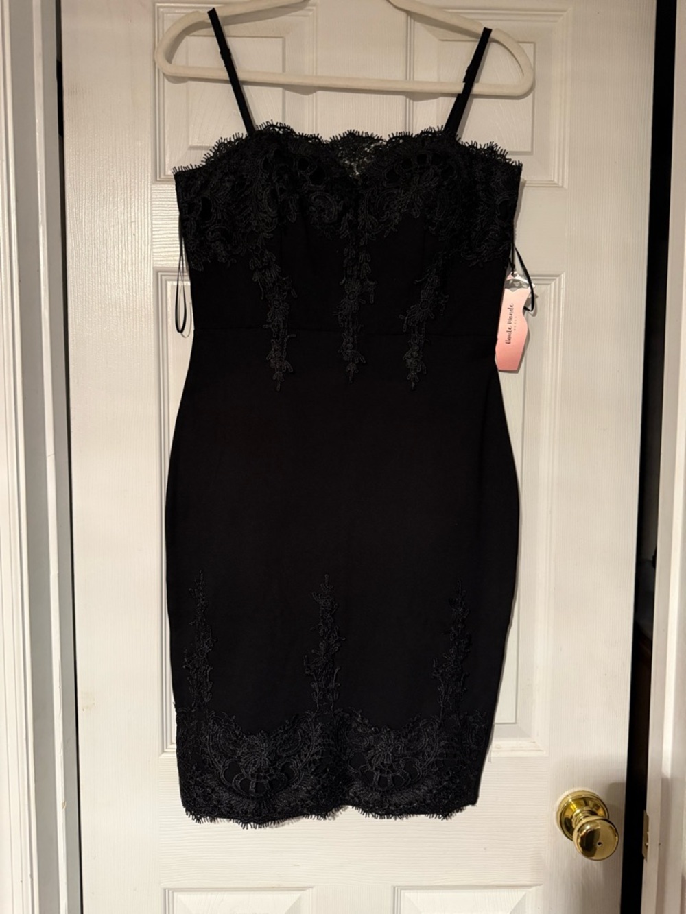 Elegant Black Lace Bodycon Dress